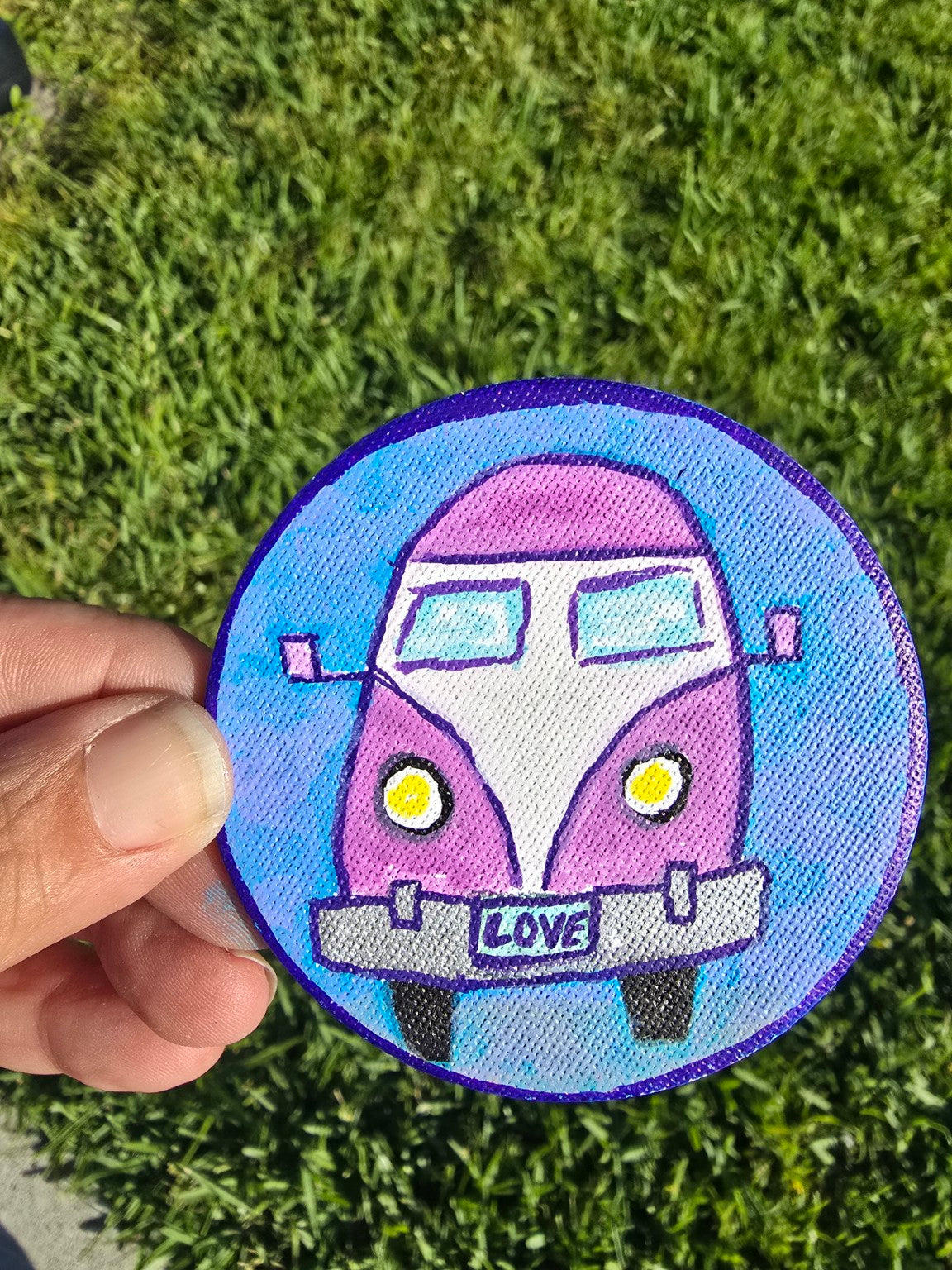 Hand-Painted Circle Magnet – Retro Love Camper