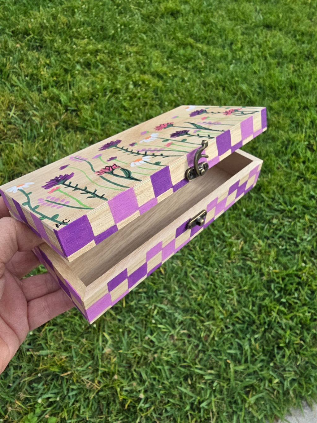 Hand-Painted Keepsake Box - Purple Checkered Floral